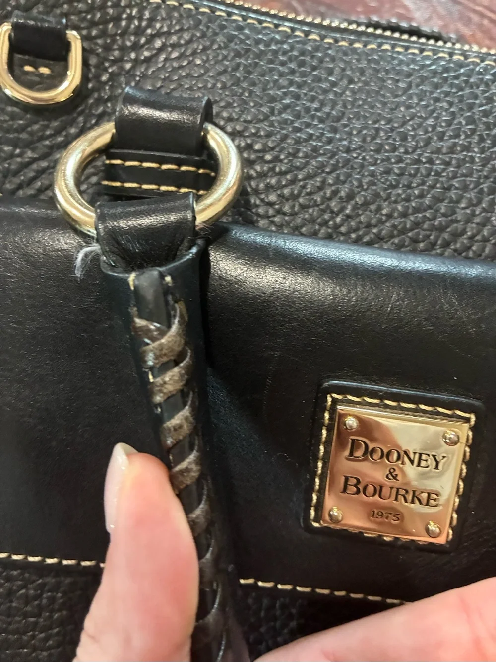 Dooney & Bourke structured pebbled